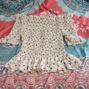 3/$10 ROMWE Cream Peplum Blouse with Smocked 3/4 Sleeves